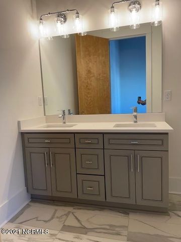 Photo of the double vanity in the master bath Indie Ice Lofts